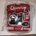 Right Hand Quantum Throttle 7:3:1 Baitcasting Fishing Reel. Fixed Price $35.00.