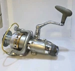 Yoshikawa CY4000 Spinning Reel Baitfeeder 10+1BB High Speed 28LB Max Drag Bass. Fixed Price $49.99.