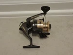 Vintage Shakespeare Cirrus CR035 Spinning Fishing Reel. Fixed Price $25.00.