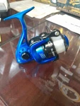 Zebco Slingshot SLSP20 GWG8 Blue Spinning Reel; Factory Installed Line New. Fixed Price $16.99.