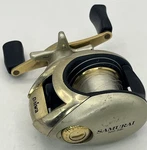 Daiwa Samurai 100-5BI 6 Bearing System Mag Force Gold Fishing Reel Free Shipping. Fixed Price $27.99.