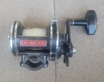 Carl Newell G229-F Graphite Conventional Fishing Reel W/rod Clamp. Fixed Price $185.00.