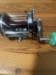 New Penn Squidder 140 Vintage Casting Reel W/ Box, Extra Spools, Ball Bearings. Fixed Price $65.00.