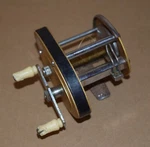 Vintage Roddymatic 601-B Gold Baitcasting Fishing Reel. Fixed Price $29.99.