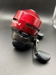 Zebco Spincast Fishing Closed Reel Only 404KR-GWH6 Red Gray. Fixed Price $12.99.