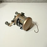 Vtg Quantum IR3 Iron Baitcast Reel Ball Bearings Metal Smooth Drag Japan. Fixed Price $31.49.