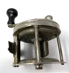 Pflueger Bulldog Trademark Temco Free Spool Surf Casting Reel 250 Patd 4-3-1923. Fixed Price $17.99.
