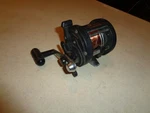 Shimano 100G 100-G Triton Graphite Level Wind Fishing Reel Right Hand, Japan. Fixed Price $50.00.