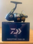 Daiwa Sweepfire SWF-2500 2B Spinning Reel. Fixed Price $32.99.
