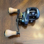Shimano Curado Dc Left Baitcast Reel Gray/black With Custom Gomexus Handle.. Fixed Price $270.00.