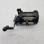 Shimano 200G Graphite Level Wind Fishing Reel Drag Right Hand Retrieve. Fixed Price $50.00.