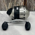 Zebco 33 CKK8 Spincast Fishing Reel Left Or Right Hand Retrieval Bite Alert. Fixed Price $17.99.