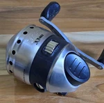 Zebco 33 Maxsc Spincast Reel Large Fish-fighting Machine 20LB/100 Cajun Line. Fixed Price $26.59.