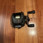 Daiwa Vintage BW2L Highspeed Baitcasting Reel Auto Graphite Unitized Frame. Fixed Price $30.00.