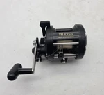 Shimano 100G 100-G Triton Graphite Level Wind Fishing Reel Right Retrieve. Fixed Price $40.00.