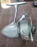 Vtg Noris Shakespeare Fishing Reel Model 2112. Fixed Price $14.44.