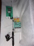 Shakespeare Ice More Fishing Kit Ugly Stik GX2 Rod 26" & Reel Light 1PC New. Fixed Price $44.97.