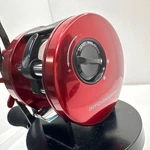ABU5600 D5 Sw Baitcasting Reel With Carbon Handle New. Fixed Price $179.99.