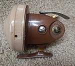 Vintage Eagle Claw EC-88-B Fishing Reel. Fixed Price $20.00.