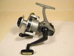 Vintage Shakespeare Alpha 040 2100B Series High Speed Spinning Reel. Fixed Price $14.99.