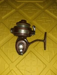 Vintage Eagle Claw Wright & Mcgill Co. Model 225 Spinning Reel No Handle. Fixed Price $40.00.