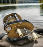 Vintage Roddymatic 601-B Gold Baitcasting Fishing Reel. Fixed Price $12.95.