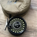 Cortland Crown Ii Vintage Fly Fishing Reel Black Made England Classic. Fixed Price $26.09.