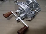Shimano Old Baitcasting Reel Bantam 200SG. Fixed Price $196.76.
