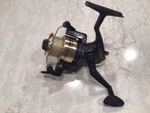 Vintage Shakespeare Cirrus CR035 Spinning Fishing Reel, Very Nice. Fixed Price $15.00.
