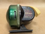 Vintage Johnson Closed Face Spin-cast Reel W/power-play Action Model 710A. Fixed Price $20.00.