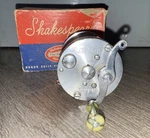 Vintage Shakespeare Fishing Reel Tru-axis 1932 With Box Level Winding. Fixed Price $19.99.