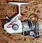 Excellent Daiwa 1000C Ball Bearing Spinning Reel Works Great Free Shipping. Fixed Price $59.99.