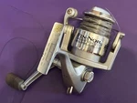 Fin-nor F-204 200 Series Fishing Reel 3 Bearing System. Fixed Price $141.01.