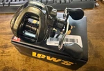 Lew's Custom Lite Slp Speed Spool CL1SH 7.5:1 Baitcasting Reel Right Hand. Fixed Price $229.00.