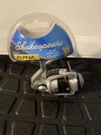 New Shakespeare Durango Spinning Reel ALPHA3135 5.2:1GEAR Ratio Lightweight. Fixed Price $15.00.