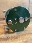 Heddon Pal P-51 Vintage Direct Baitcasting Reel Usa. Fixed Price $203.78.