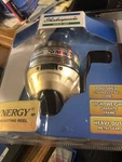 Shakespeare Synergy Spincasting Fishing Reel 10LB W-nib New. Fixed Price $16.99.