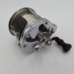 Vintage Pflueger Alpine No. 2657 Casting Level Wind Reel Fishing. Fixed Price $35.95.