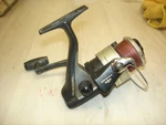 Shimano FX4000FA Spinning Fishing Reel Works. Fixed Price $31.34.