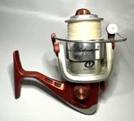 Shakespeare B2SP35 Red Open Face Bait Cast Spinning Reel Gear Ratio 5.2:1. Fixed Price $19.00.