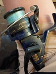 Vintage Silstar FX40B Graphite Spinning Reel Rear Drag Blue 4.6:1 Gear Ratio. Fixed Price $18.00.