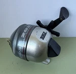 Zebco Spincast Fishing Reel 202J-M7 Two-toned. Fixed Price $11.95.