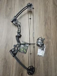 Muzzy V2 Bowfishing With Reel. Fixed Price $325.00.