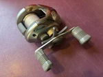 Shimano Callisto CSO-100 Baitcasting Fishing Reel Right Hand Retrieve. Fixed Price $30.00.
