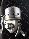 Daiwa Silvercast Spincast Reel Metal Model 10 Lb Line Capacity. Fixed Price $25.65.