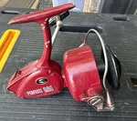 Vintage Olympic Perfecta 800 Fishing Reel Works Hurricane. Fixed Price $19.98.
