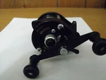 Vintage Ryobi AD4000V Casting Reel. Fixed Price $40.00.