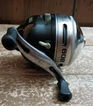 Classic Zebco Hawg 808 Fishing Reel. Great Working Condition. Fixed Price $25.99.