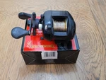 Vintage Browning A321 Baitcasting Reel With Box & Owners Manual - Left Hand. Fixed Price $21.00.