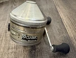 Vintage Zebco 33 Classic Ball Bearing Spin Cast Reel Made Usa. Fixed Price $29.87.